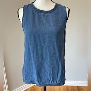 Banana Republic size small chambray sleeveless top with fringe detailing
